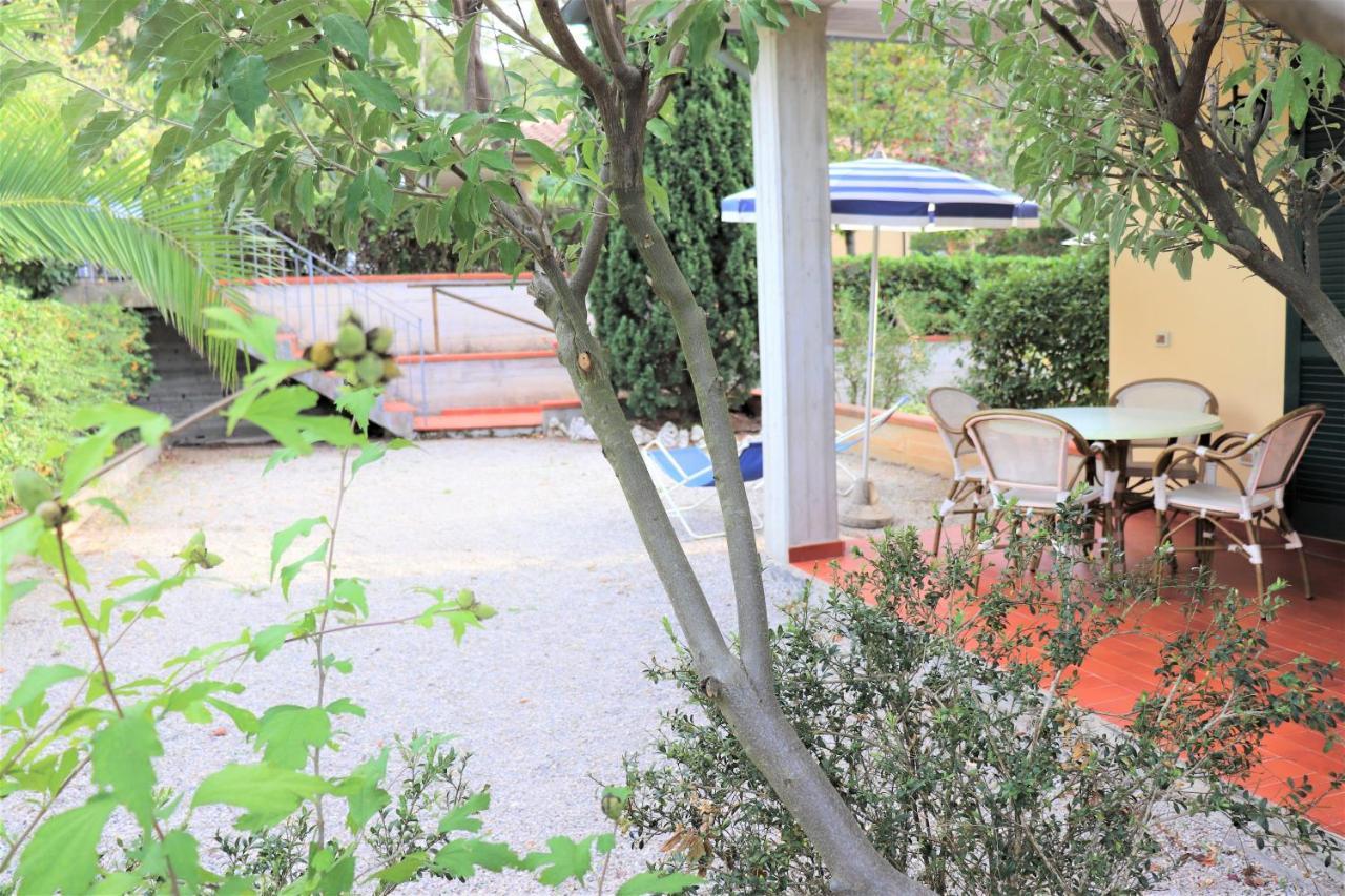 Villa Teresa Porto Azzurro Buitenkant foto