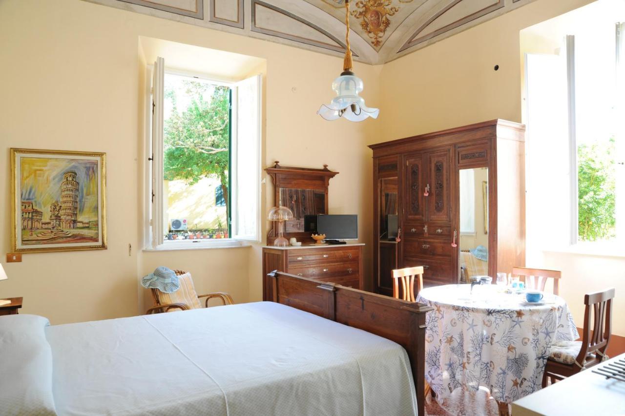 Villa Teresa Porto Azzurro Buitenkant foto
