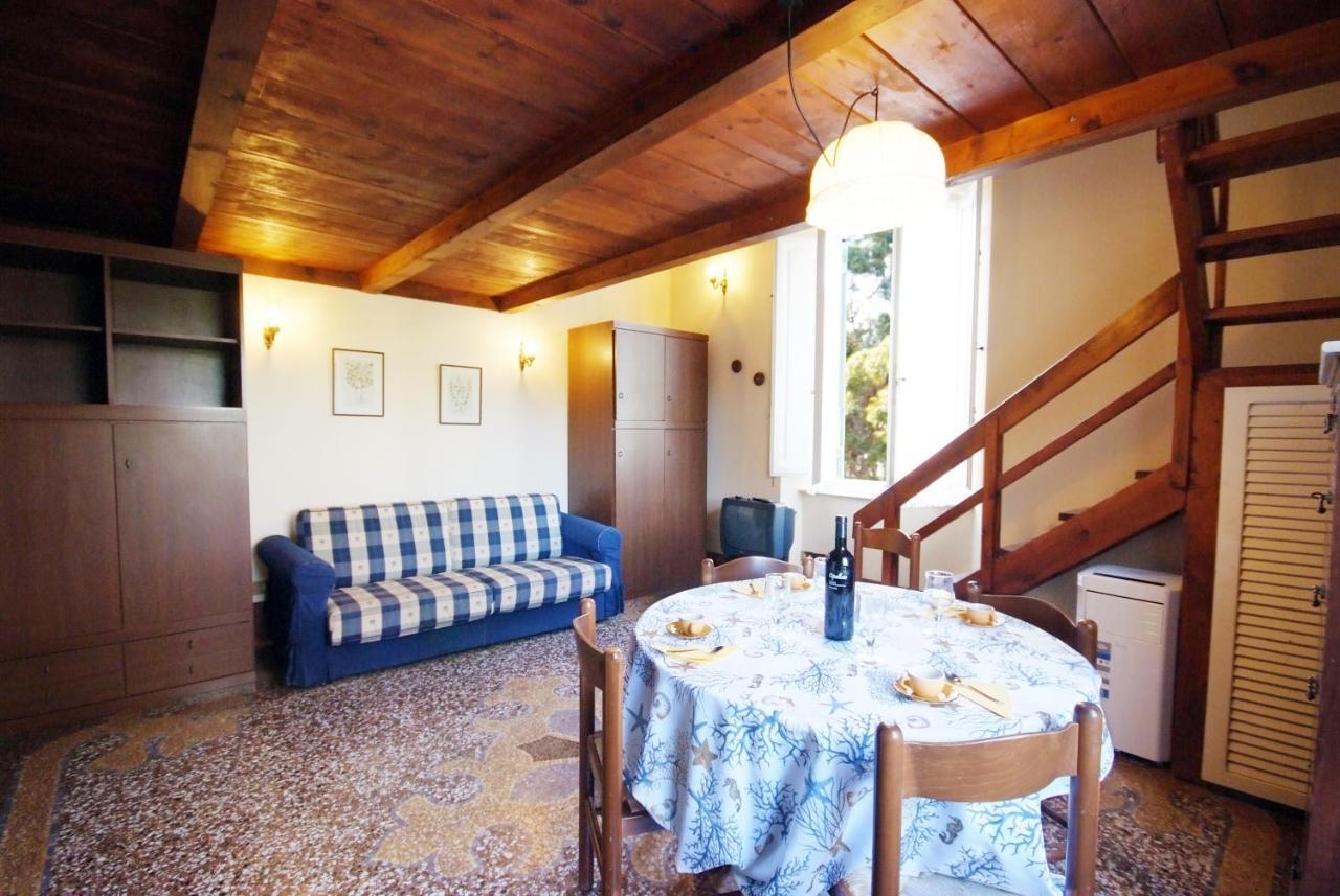 Villa Teresa Porto Azzurro Buitenkant foto
