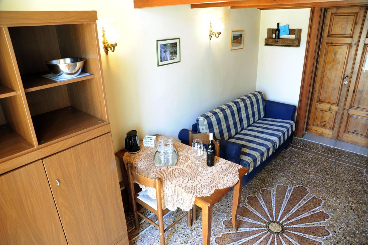 Villa Teresa Porto Azzurro Buitenkant foto