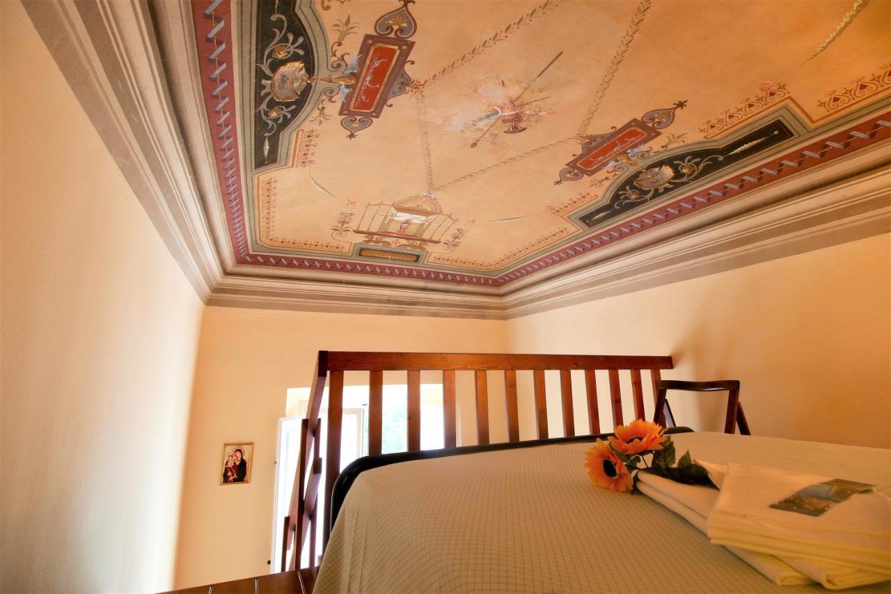Villa Teresa Porto Azzurro Buitenkant foto