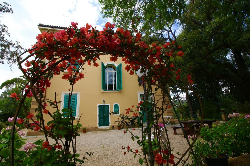 Villa Teresa Porto Azzurro Buitenkant foto