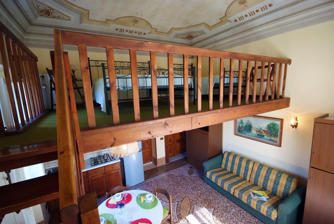 Villa Teresa Porto Azzurro Buitenkant foto